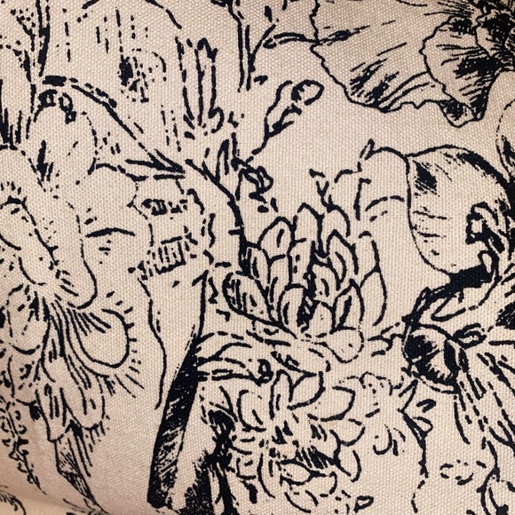 Chico’s Floral Tote - Picture 6 of 6